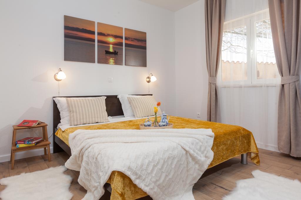 Apartment Vila Volicija ماكارسكا المظهر الخارجي الصورة