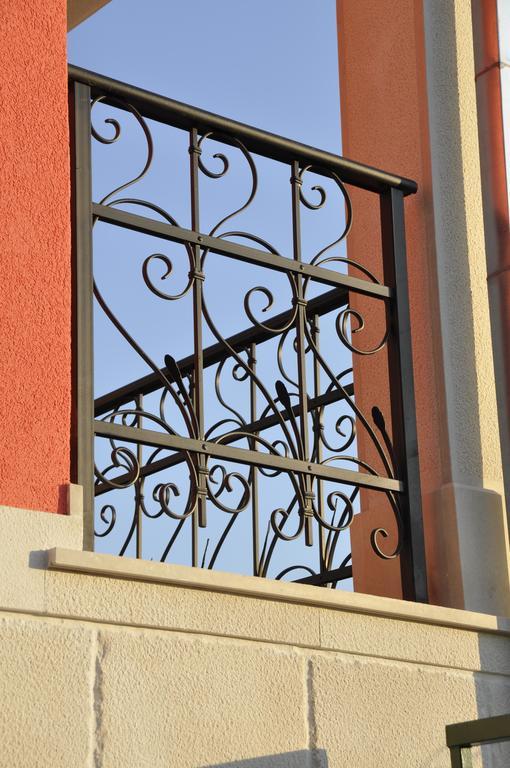 Apartment Vila Volicija ماكارسكا المظهر الخارجي الصورة